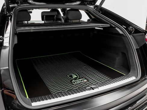 Used 2021 Lamborghini Urus image 31