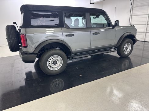 Used 2025 Ford Bronco 4-Door image 18