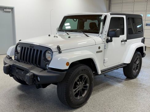 Used 2018 Jeep Wrangler Sport AWD/4WD image 8