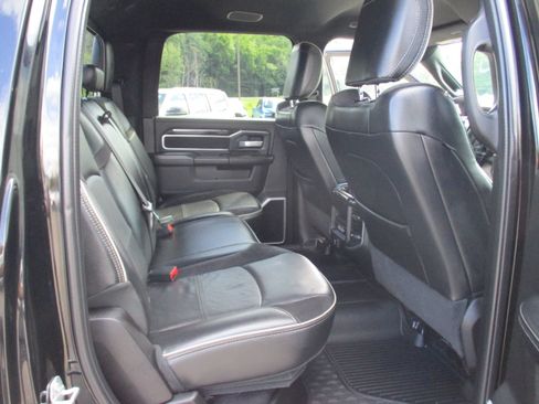 Used 2020 RAM 2500 Laramie AWD/4WD image 13