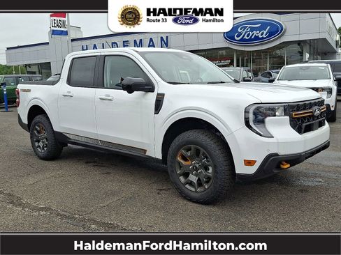 New 2025 Ford Maverick Tremor AWD/4WD image 1