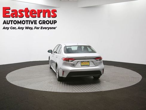 Used 2023 Toyota Corolla LE image 61