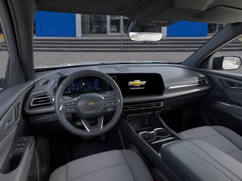 New 2027 Chevrolet Traverse LT w/ Midnight/Sport Edition AWD/4WD image 15