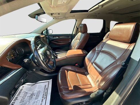 Used 2018 Buick Enclave Avenir image 22