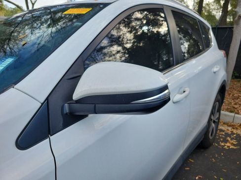 Used 2018 Toyota RAV4 XLE image 5