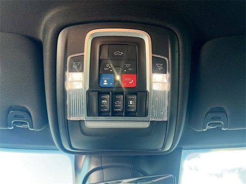 Used 2020 RAM 3500 Limited image 19