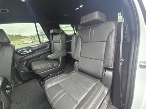 Used 2022 Chevrolet Tahoe RST w/ Sport Performance Package image 13