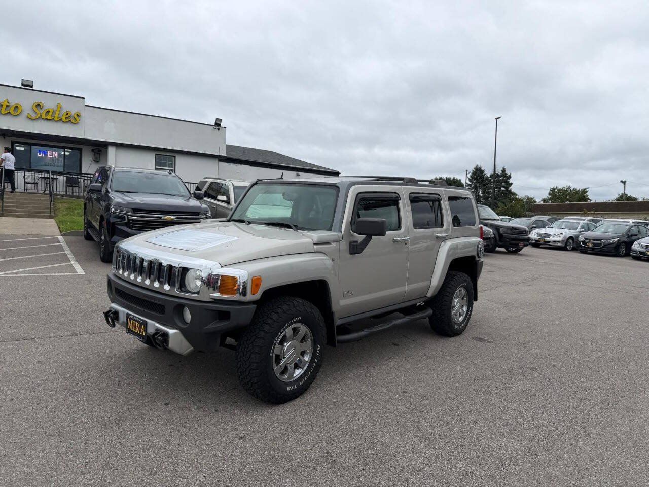 Used 2008 HUMMER H3 Luxury AWD/4WD image 2
