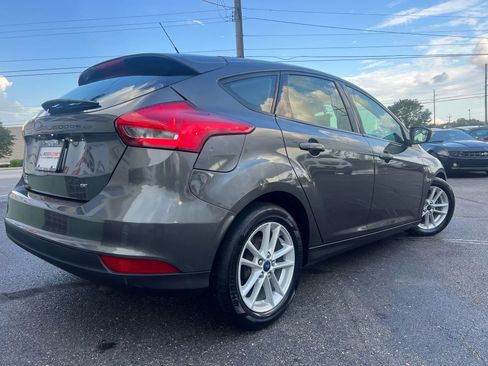 Used 2017 Ford Focus SE image 14