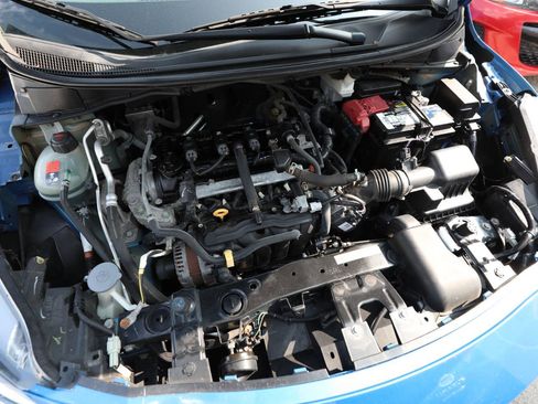 Used 2020 Nissan Versa SV FWD image 22