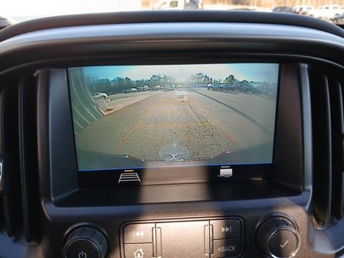 Used 2021 Chevrolet Colorado LT w/ Redline Special Edition image 33