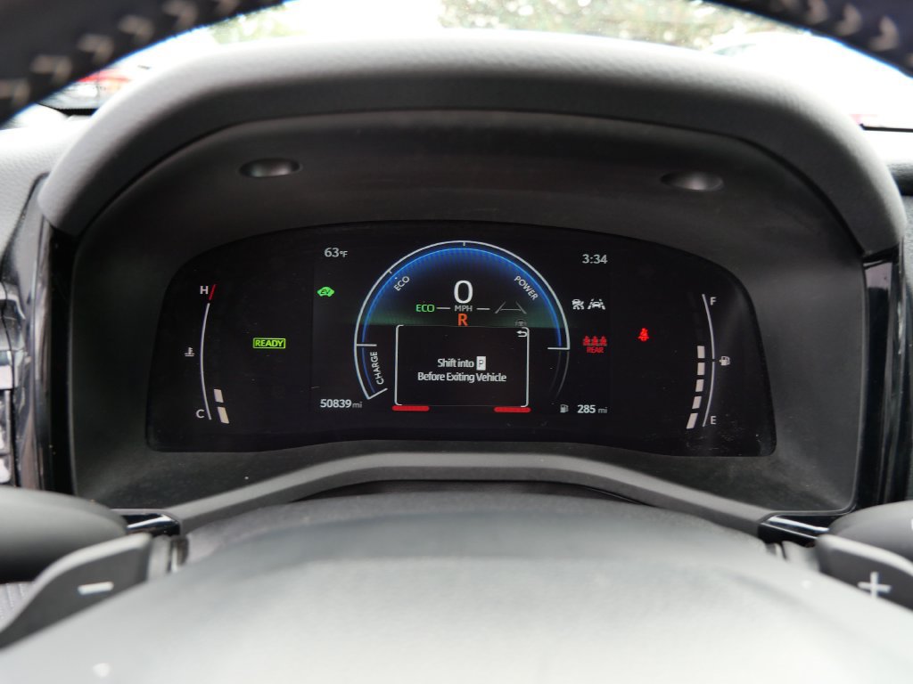 Certified 2025 Toyota Camry SE FWD image 23