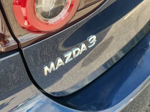 Used 2024 MAZDA MAZDA3 s FWD image 6