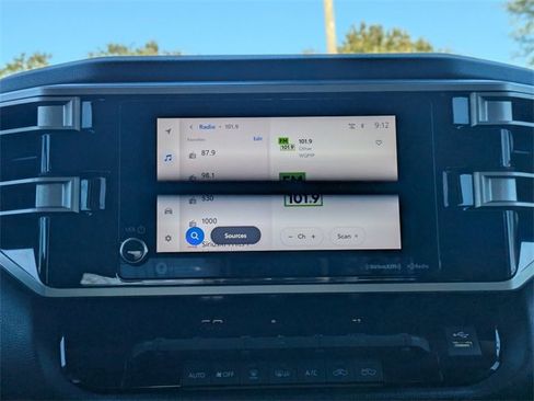 Used 2022 Toyota Tundra SR5 w/ Convenience Package image 18