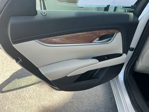 Used 2018 Cadillac XTS Luxury AWD/4WD image 17