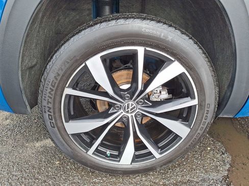 Used 2025 Volkswagen Atlas SEL Premium R-Line image 7