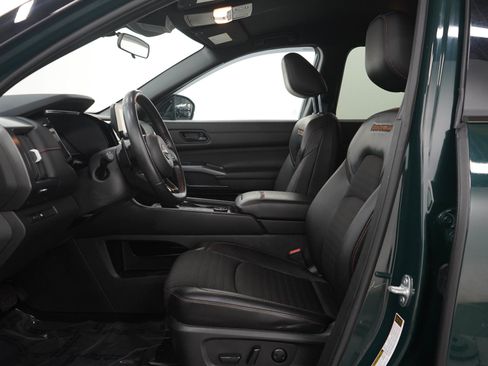 Used 2024 Nissan Pathfinder Rock Creek AWD/4WD image 22