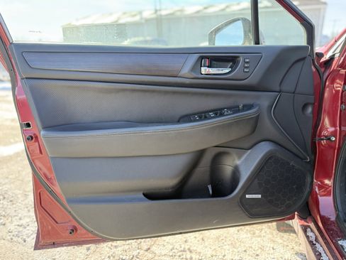 Used 2015 Subaru Legacy 2.5i Limited image 12