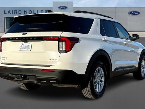 New 2026 Ford Explorer Active image 5
