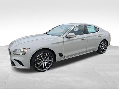 Used 2026 Genesis G70 2.5T AWD/4WD image 4