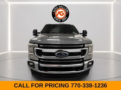 Used 2022 Ford F250 XLT w/ XLT Value Package AWD/4WD image 2