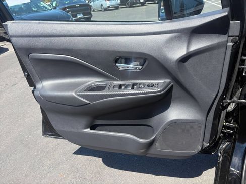 Used 2025 Nissan Versa SV FWD image 18