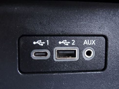 Used 2023 Nissan Altima 2.5 SR FWD image 33