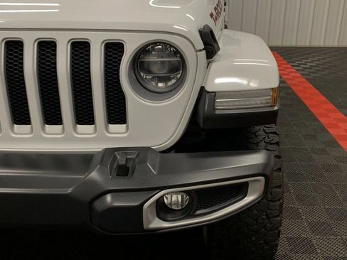 Used 2019 Jeep Wrangler Unlimited Sahara w/ Dual Top Group image 12