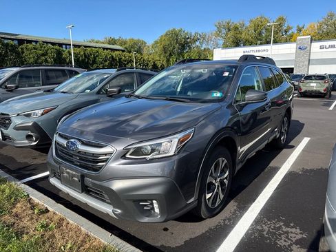 Used 2022 Subaru Outback Limited AWD/4WD image 2