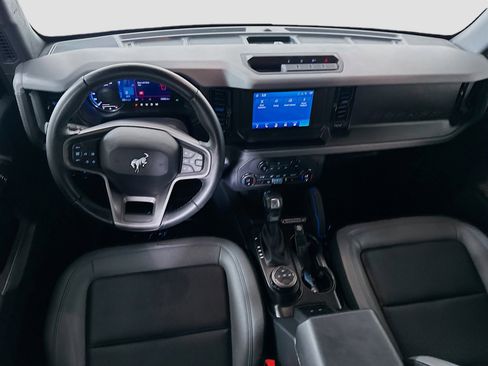 Used 2023 Ford Bronco Black Diamond image 18