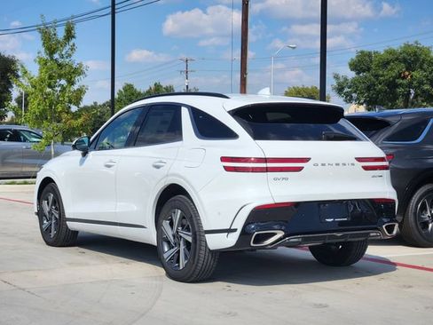 Used 2026 Genesis GV70 3.5T Sport Advanced AWD/4WD image 4