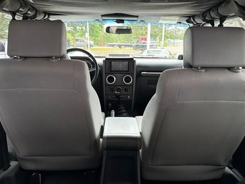 Used 2008 Jeep Wrangler Sahara AWD/4WD image 22