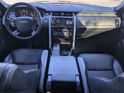 Used 2019 Land Rover Discovery HSE Luxury image 2