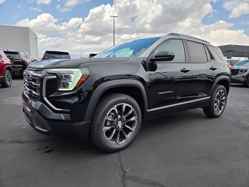 New 2026 GMC Terrain Elevation w/ Elevation Premium Package image 2