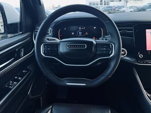 Used 2022 Jeep Wagoneer Series I image 30