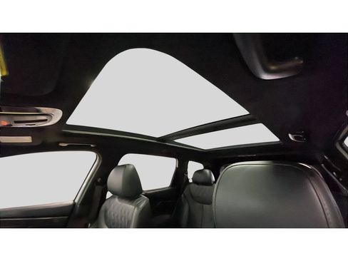 Used 2022 Hyundai Santa Fe Calligraphy AWD/4WD image 15