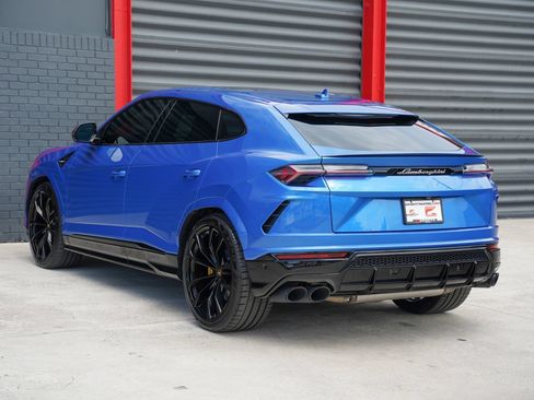 Used 2022 Lamborghini Urus AWD/4WD image 15