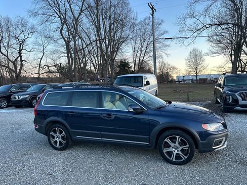 Used 2013 Volvo XC70 T6 image 5