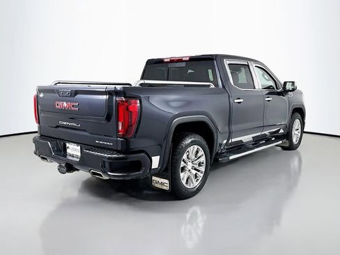 Used 2023 GMC Sierra 1500 Denali AWD/4WD image 4