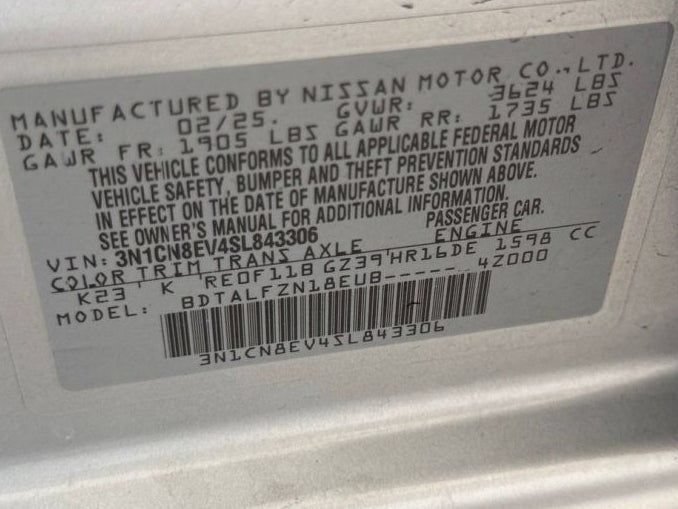 Used 2025 Nissan Versa SV FWD image 30