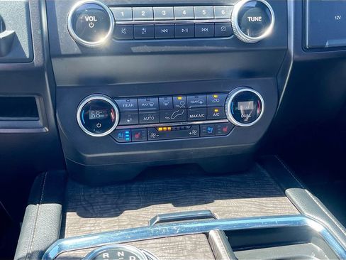 Used 2021 Ford Expedition Limited RWD image 16