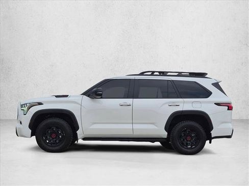 Used 2024 Toyota Sequoia TRD Pro AWD/4WD image 9