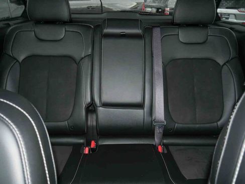 Certified 2024 Jeep Grand Cherokee Altitude AWD/4WD image 29