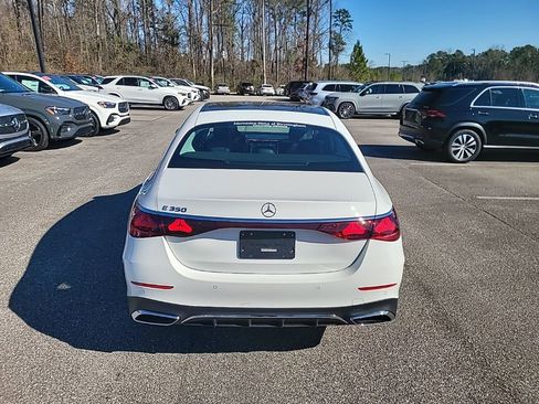 Used 2025 Mercedes-Benz E 350 Sedan image 10