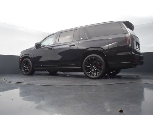 Used 2023 Cadillac Escalade ESV Sport w/ LPO, ONYX Package AWD/4WD image 51