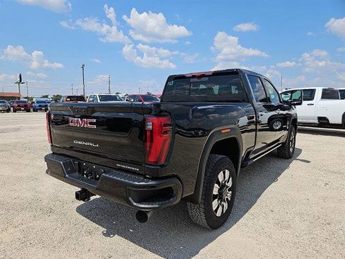 New 2025 GMC Sierra 2500 Denali w/ Denali Reserve Package image 5