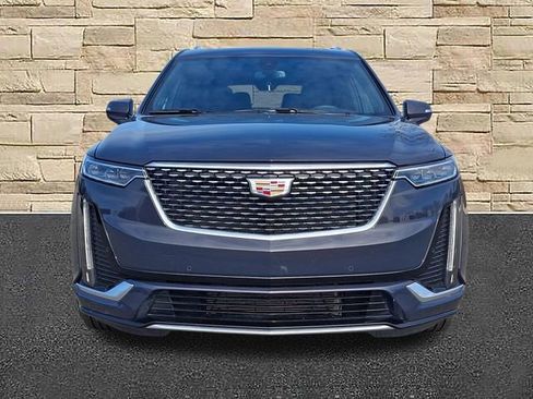 Certified 2025 Cadillac XT6 Premium Luxury w/ LPO, Floor Liner Package AWD/4WD image 5