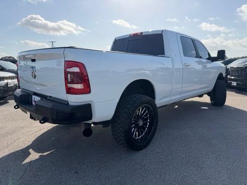 Used 2024 RAM 2500 Laramie w/ Sport Appearance Package AWD/4WD image 7