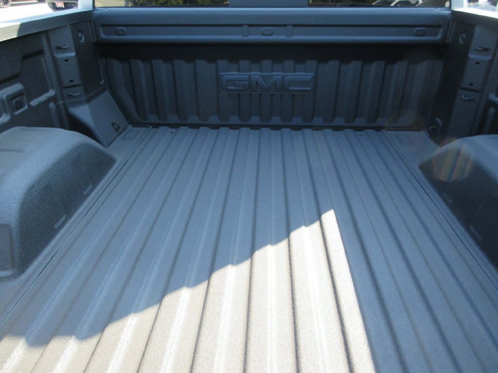 New 2026 GMC Sierra 1500 AT4 w/ AT4 Premium Package AWD/4WD image 9