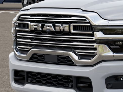 New 2026 RAM 2500 Laramie AWD/4WD image 37
